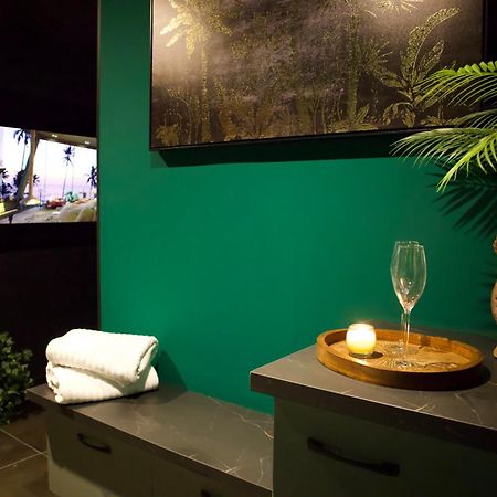 Sejour Detente A Saint-Omer - Jacuzzi Prive, Terrasse, Centre-Ville Et Parking Gratuit Eksteriør billede